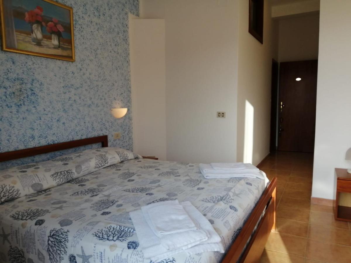 Hotel Parigino Palinuro Zewnętrze zdjęcie