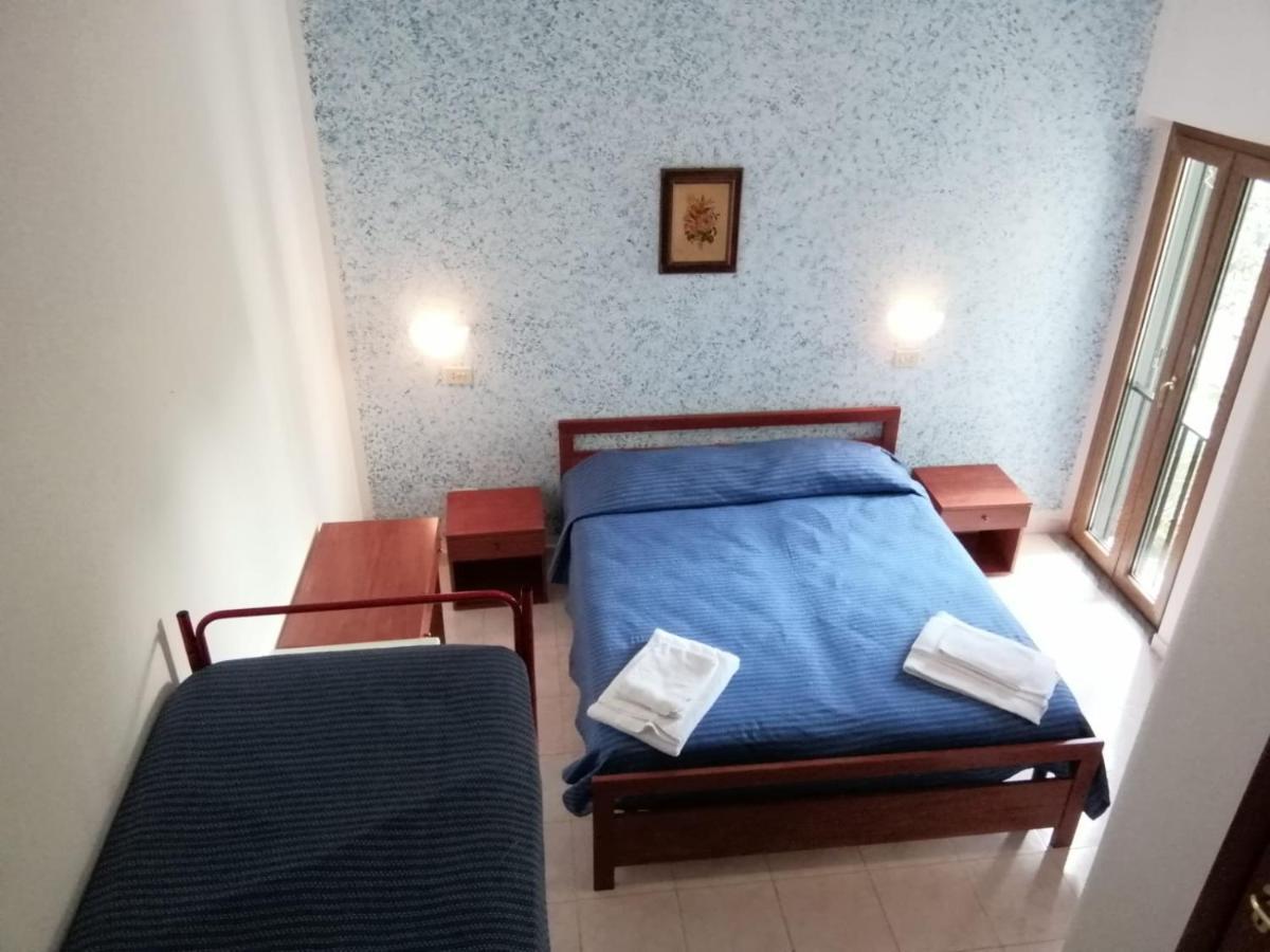 Hotel Parigino Palinuro Zewnętrze zdjęcie